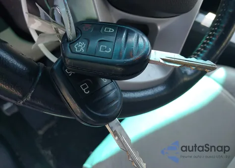 2013 Ford Explorer Xlt from USA, damaged, VIN 1FM5K7D88DGC60101